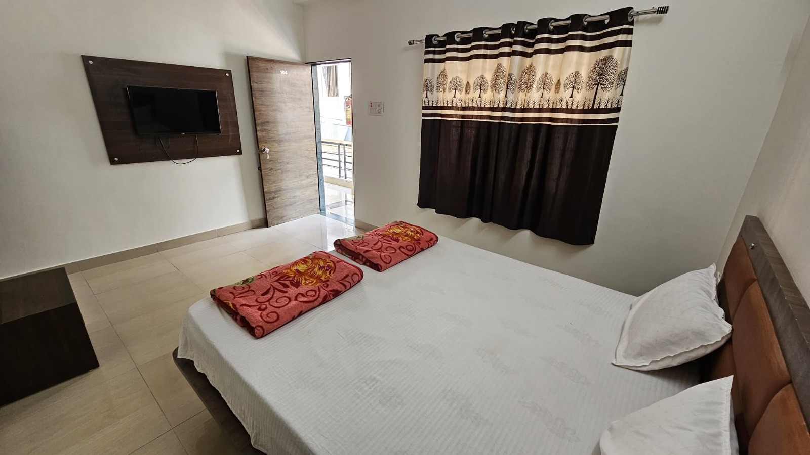 Hotel Lunai Sadan photo 2